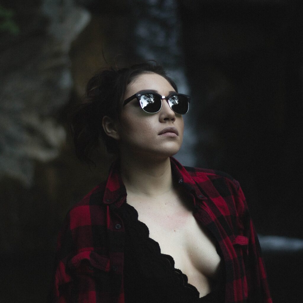 体毛が濃い女の悩みと対策方法は？